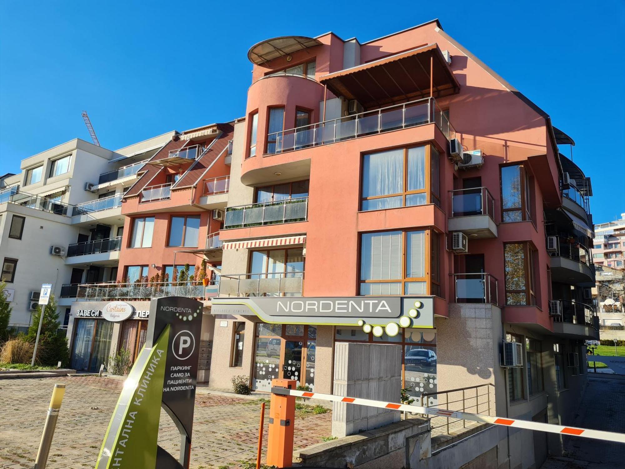 Black Sea Brееze Apartment Varna Exteriör bild